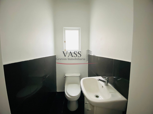 Vass Arrienda Local Comercial En Barrio Poniente Viña