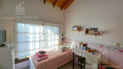 Imagen 7 de 10 de Casa - Barrio Parque Leloir
