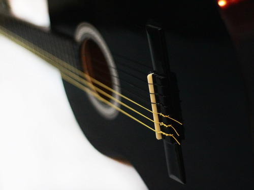 Guitarra Maple Laminado Accesorios De Regalo