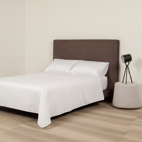 Cover/ Cubrecama Queen Size Blanco 2,30x2,40