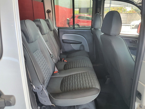 Imagem 11 de 15 de Fiat Doblo 2014 1.8 16v Adventure Flex 5p