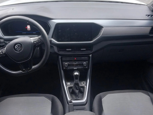 Volkswagen T-Cross 1.0 200 TSI TOTAL FLEX COMFORTLINE AUTOMÁTICO
