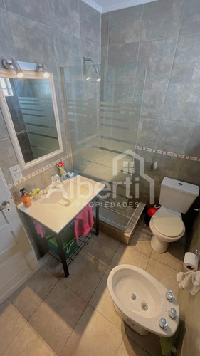 Venta Casa 4 Ambientes En El Palomar.