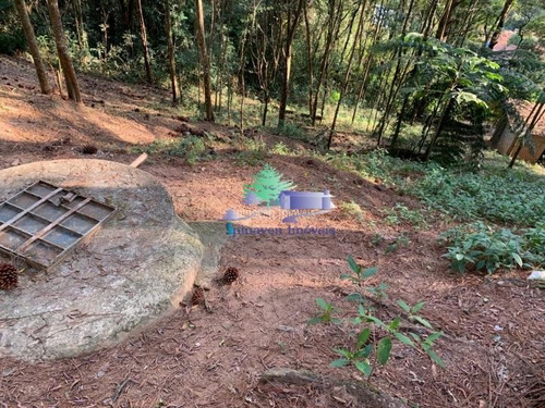 Chácara Para Residir Em Atibaia - Sp - Escriturada Com 3101,00 Metros Quadrados - Ch00755
