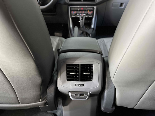 Volkswagen T-Cross 1.0 200 TSI TOTAL FLEX COMFORTLINE AUTOMÁTICO
