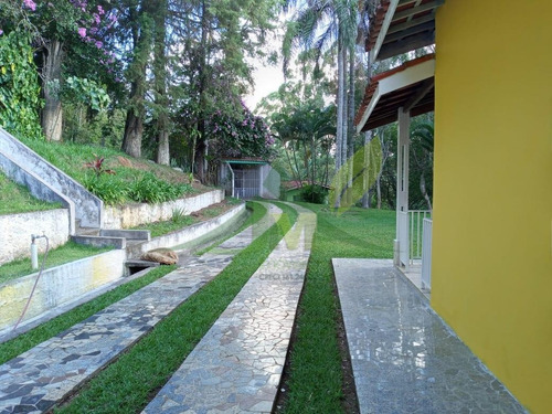 Chácara À Venda Em Em Piracaia No Asfalto Com 12 Mil Metros - 1639