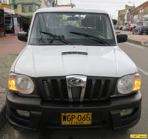 Mahindra Pik Up