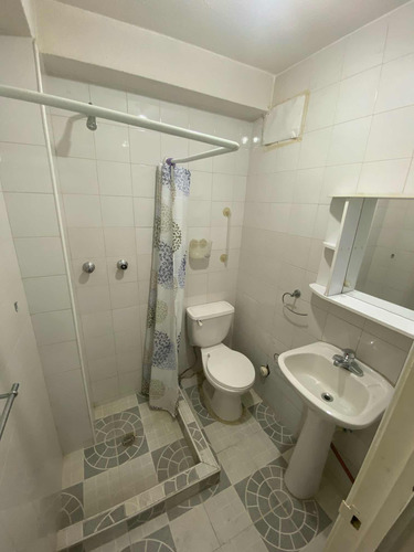 Apartamento Semi-amoblado En Alquiler Macaracuay