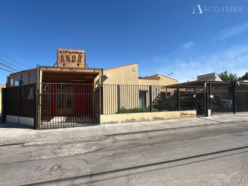 Casa En Arriendo De 5 Dorm. En Calama