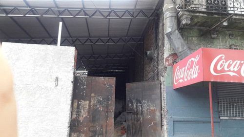 Alquilo Galpon, Deposito, Dueño Directo, Sobre Avenida Amancio Alcorta, Sin Comision. Altura Porton 4m