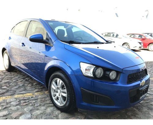 Imagen 2 de 15 de Chevrolet Sonic 4 Puertas