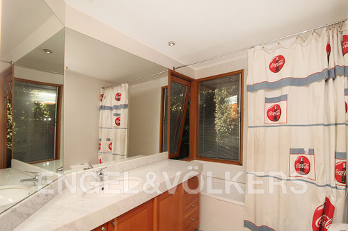 Arriendo Gran Casa Con Cancha De Tenis