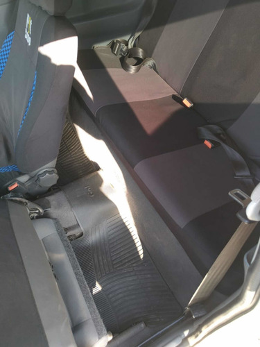 Imagen 10 de 12 de Volkswagen Gol 1.6 I Power 701 2010