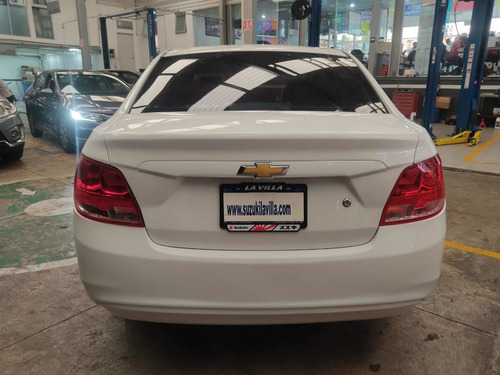 Imagen 2 de 9 de Chevrolet Aveo 2018 1.6 Ls At