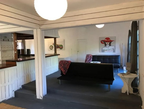 Casa En Venta De 5 Dormitorios En El Tesoro