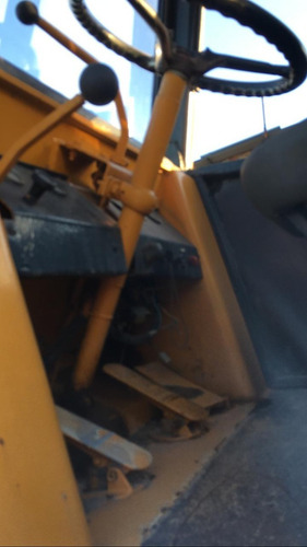 Pá Carregadeira Case W18 Com Garfo E Concha