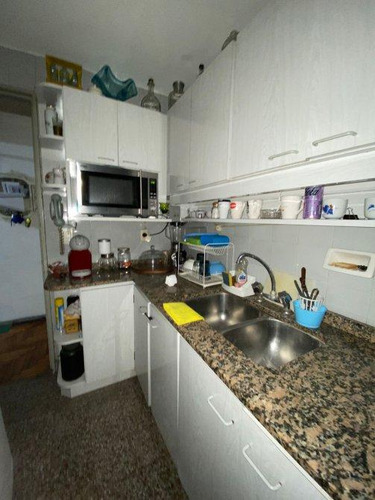 Departamento En Venta - 3 Dormitorios 2 Baños - 75mts2 - San Cristóbal