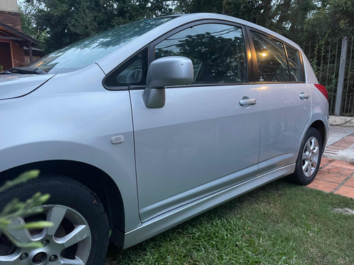 Nissan Tiida 1.8 Premium Mt