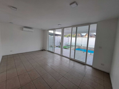Vendo Casa En Jardines De Las Vizcachas (96533)
