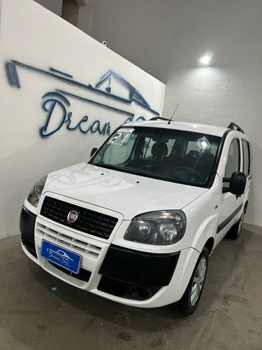 Fiat Doblo 1.8 16v Essence 7l Flex 5p 5 marchas