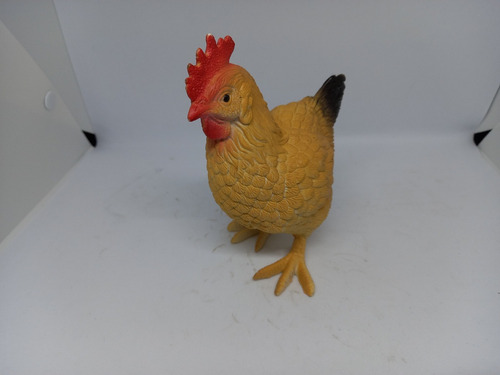 Gallina Figura Granja Escala 20a27cm Juguete Goma Anim