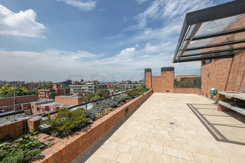 Apartamento En Arriendo En El Chico. Cod A2775