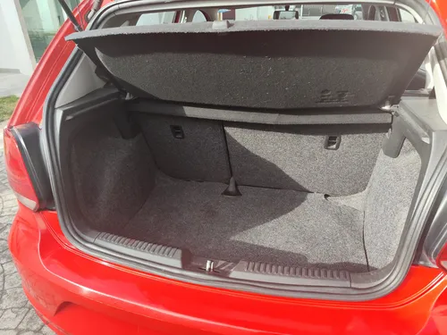 Volkswagen Polo 1.6 L4 Sound Mt