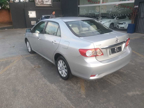 Imagem 10 de 11 de Toyota Corolla 2.0 16v 4p Altis Flex Automático