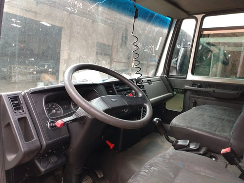 Sucata Ford Cargo 816 Ano 2013 Para Retirada De Peças