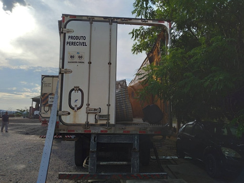 Imagem 1 de 10 de Carreta Refrigerada Para Consertar !! R$ 42.000,00 !!! 2012