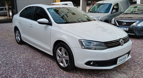 Volkswagen Vento 2.5 Luxury