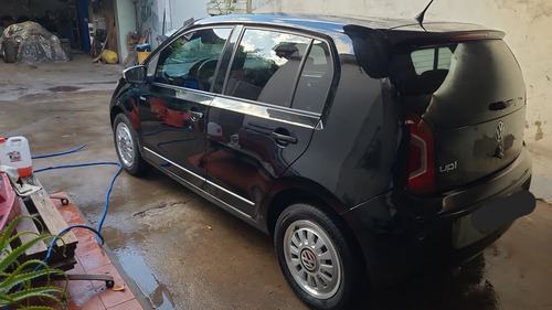 Volkswagen Up! 1.0 Black Up! 75cv