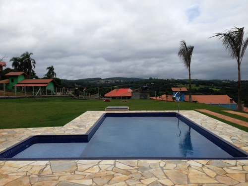 Chácara Com Piscina Em Ibiúna !