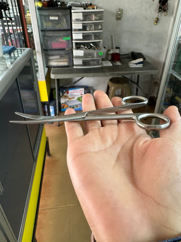 Tijera Curva Para Aves