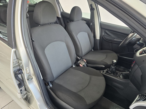 Peugeot 207 Passion 1.4 Xr Flex 4p