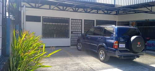 Locales Comerciales La Asunción Belén Heredia.