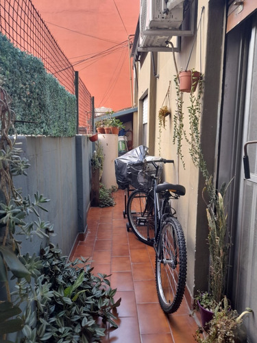 Imagen 7 de 9 de Ph De 2 Amb Con Gran Patio/balcon. Excelente Ubicacion.