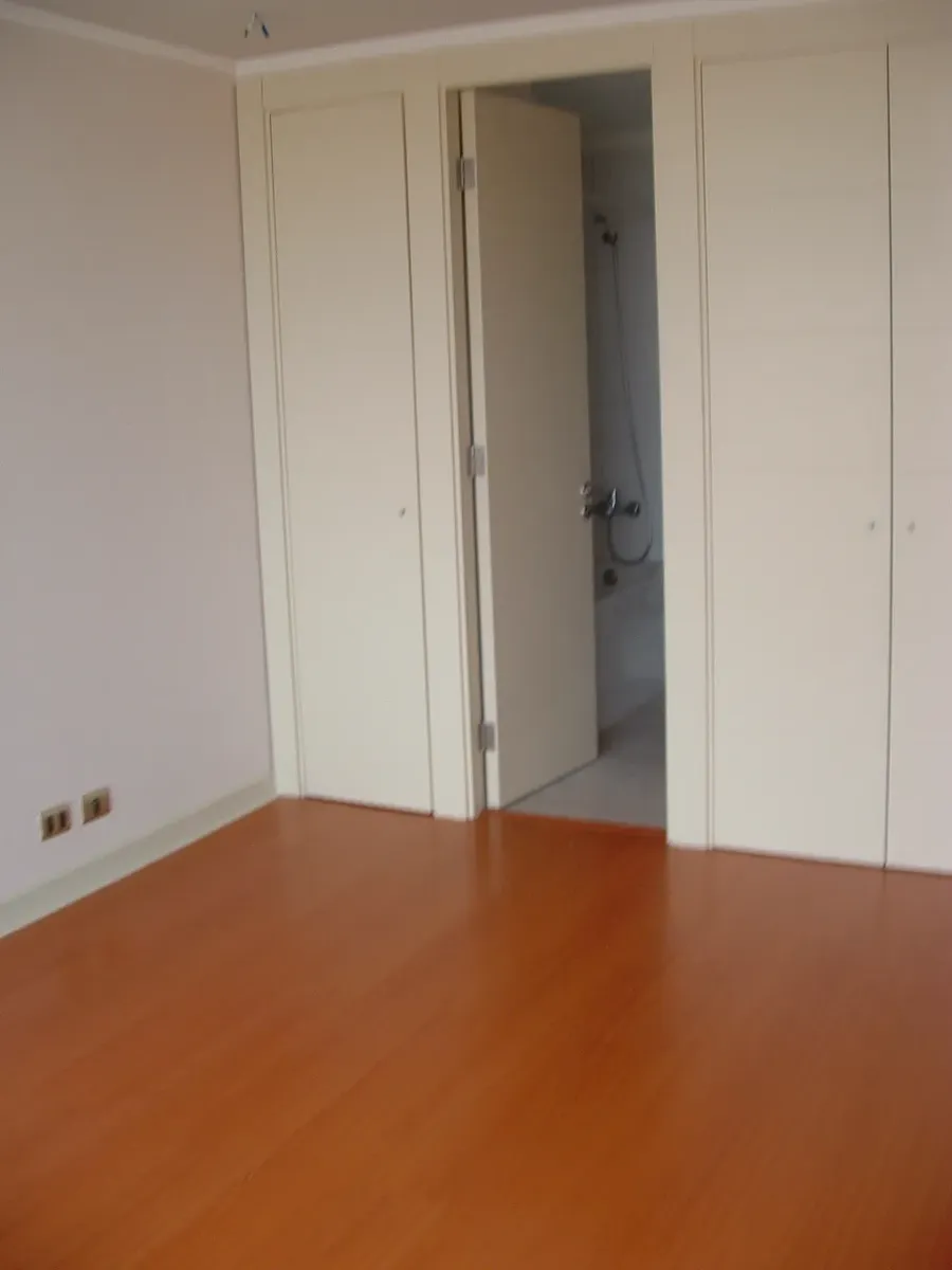 Imagen 2 de 8 de Depto De 1 Dormitorio Arriendo Año Corrido Sector Coraceros