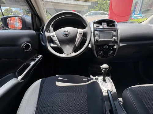 Nissan Versa 1.6 Advance At