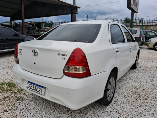 Toyota Etios 1.5 X SEDAN 16V FLEX 4P MANUAL