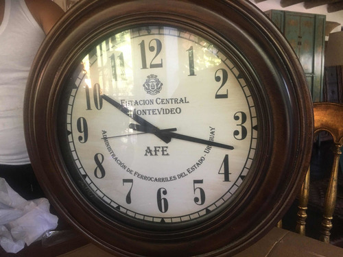 Imagen 12 de 12 de Reloj Tipo Antiguo Estacion Piriápolis Ferrocarril Afe