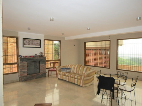 Lujosa Casa En Venta Parque El Retiro, San Antoniode Los Altos.