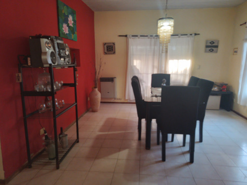Venta Casa 4 Amb, Parque Sakura!