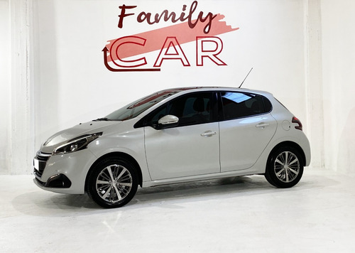 Peugeot 208 Feline