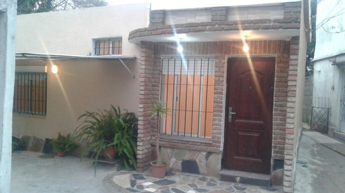 Imagen 1 de 13 de Bvar Batlle Y Ordoñez Alquiler Casa 2 Dormitorios Con Cochera