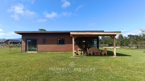 Acojedora Casa En Panguilelfun, Panguipulli.