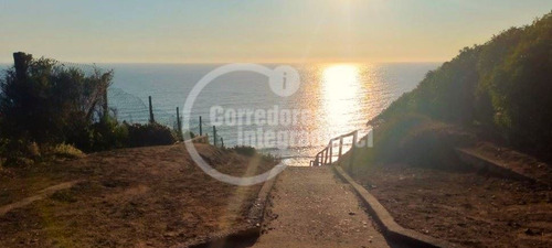 Casa En Venta De 1 Dorm. En Puchuncaví