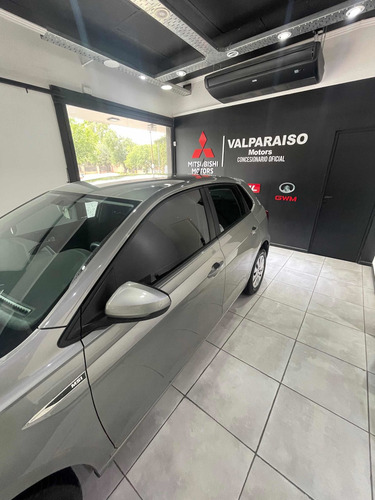 Imagen 5 de 16 de Volkswagen Polo 2018 1.6 Msi Trendline