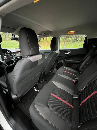 Fiat Toro 1.8 16v Freedom Flex 4x2 Aut. 4p
