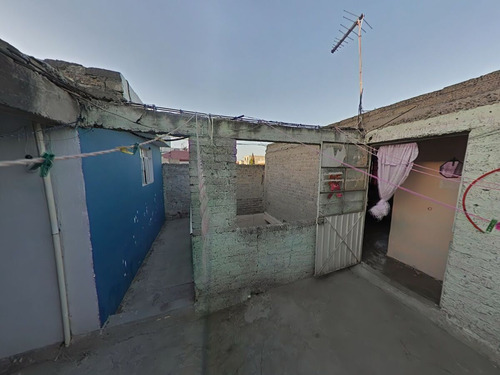 ¡gran Oportunidad En Ecatepec! Casa En Venta Con Distribución En Dos Niveles Y C